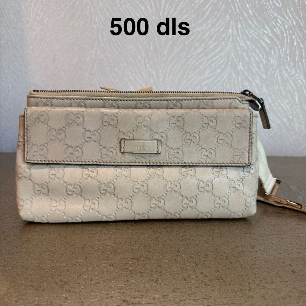 Gucci Beige Monogram Clutch
